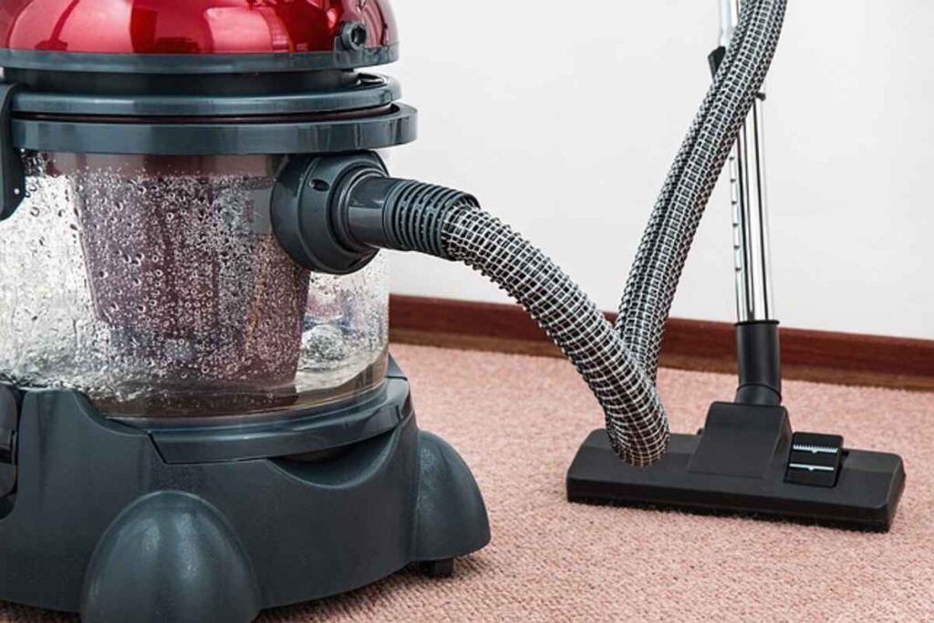 The Best Vacuum Cleaners for Wood and Tile Floors – A Guide to Spotless Surfaces